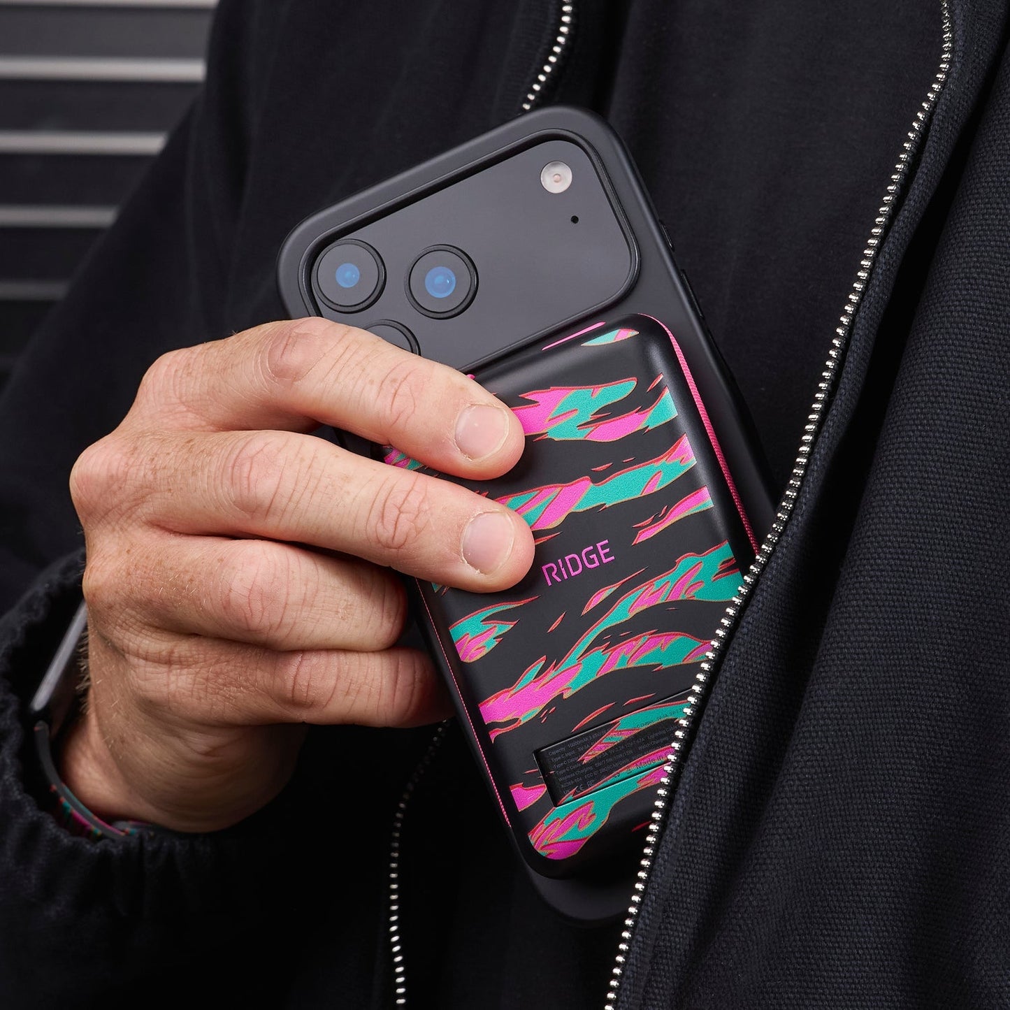 Ridge Power Bank - 10k mAh - Neon Tiger