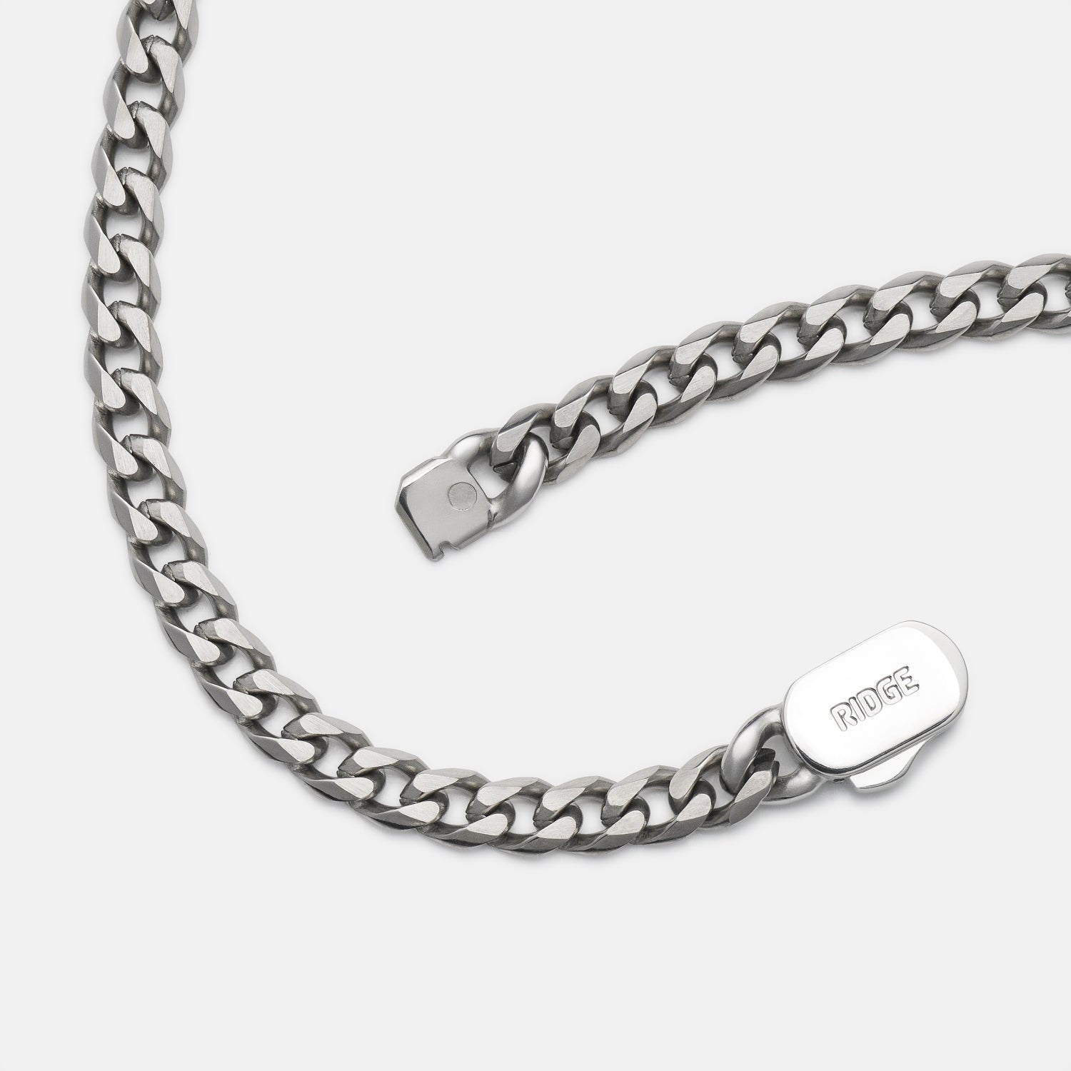 5mm Curb Chain - Titanium - 22"